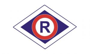 Duża litera r oznaczająca ruch drogowy.