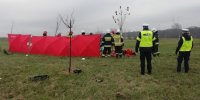 Miejsce zdarzenia i obecne na nim służby ratownicze.